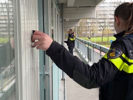 40 agenten in actie tegen babbeltrucs in Ommoord: ‘Het kan iedereen overkomen’