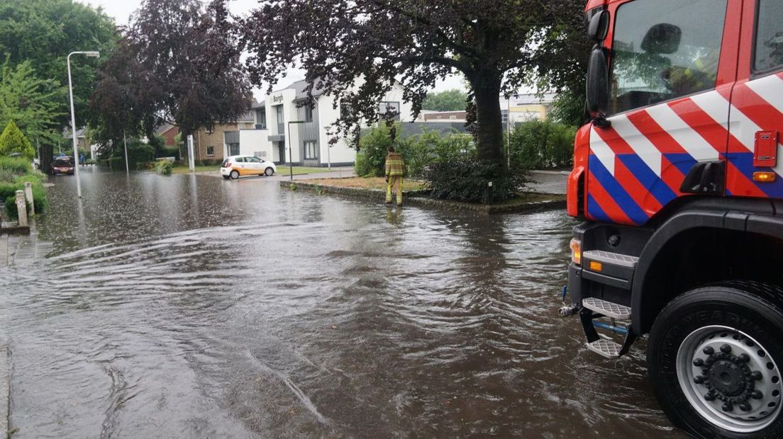 Mijd contact met water, waarschuwt Veiligheidsregio IJsselland