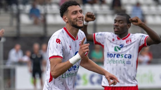 Noordwijk-spits Ilias Latif bijna elke wedstrijd goed voor goal: 'Het hadden er meer kunnen zijn' Home