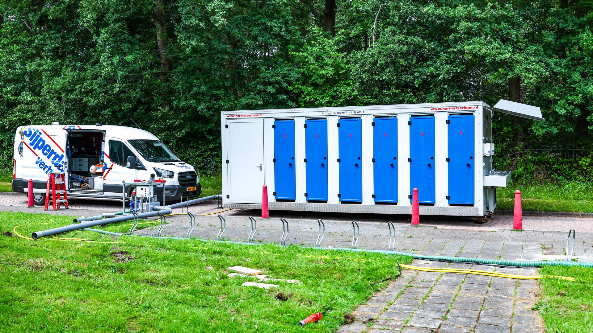 Situatie in Ter Apel: 71 asielzoekers brengen nacht door in 