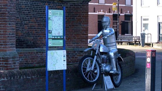 Iconisch standbeeld terug na mislukte oudejaarsstunt Nieuws