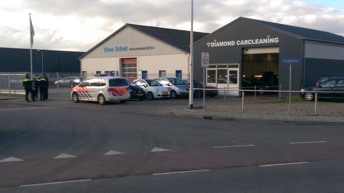 Medewerker autowasserij Huissen onwel
