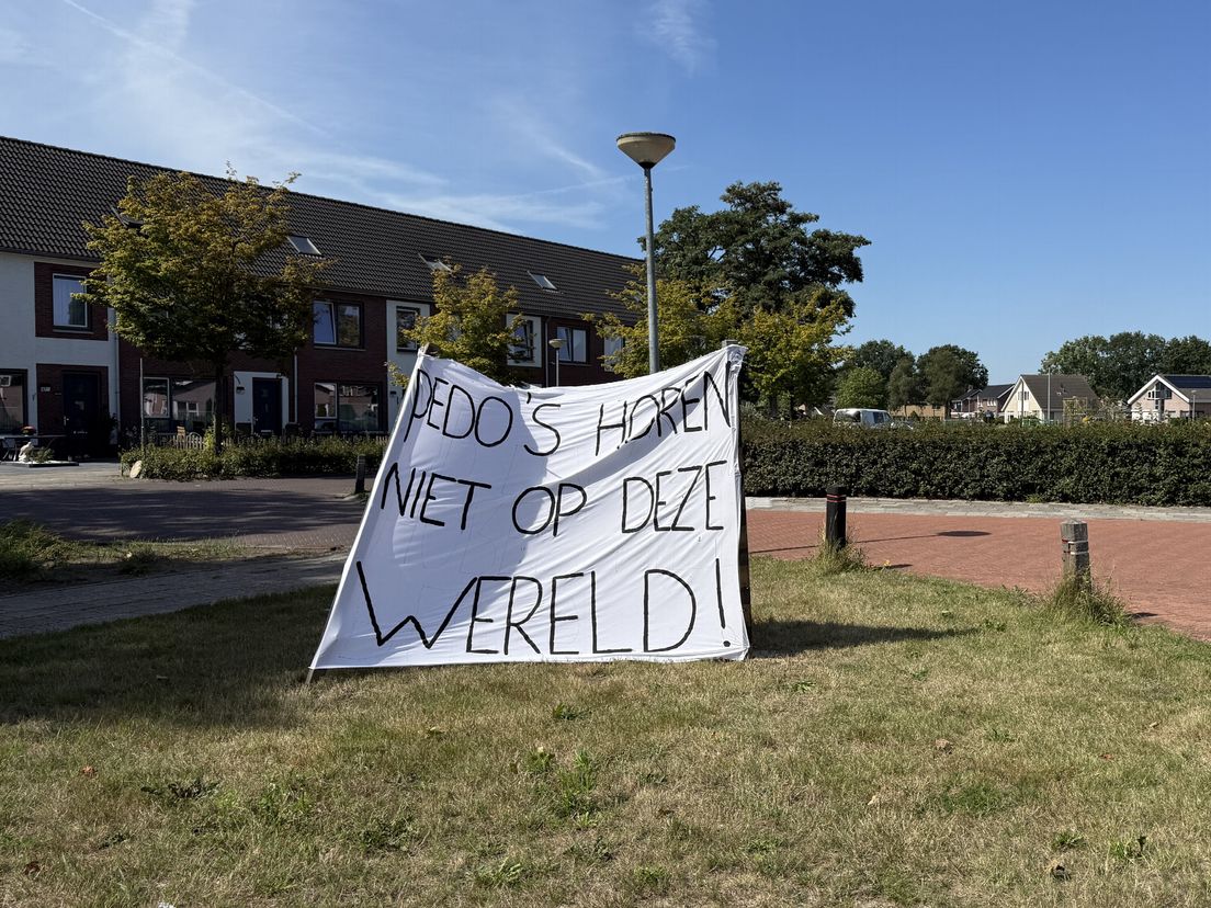 Buurt in opstand na veroordeling wijkgenoot: ‘We gaan door tot hij vertrekt’
