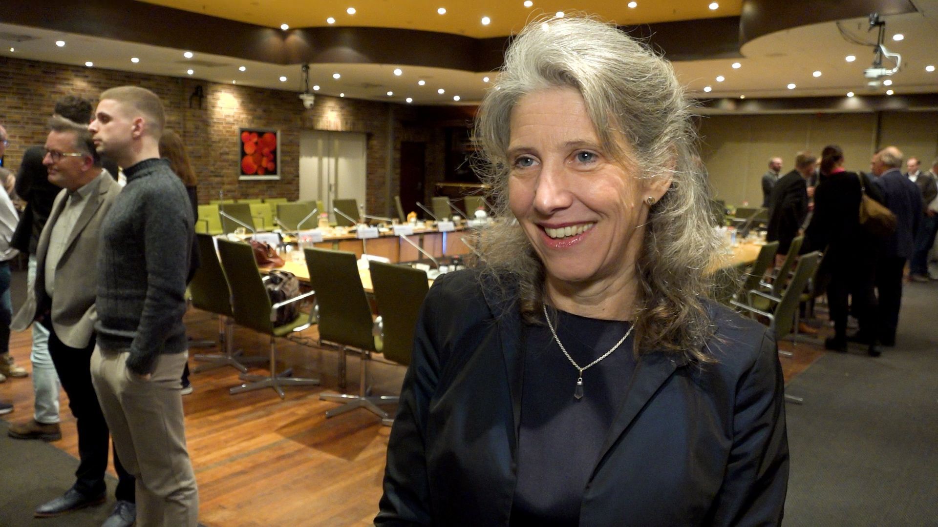 Oost Gelre heeft een nieuwe burgemeester: Gea Hofstede (54) uit Rheden