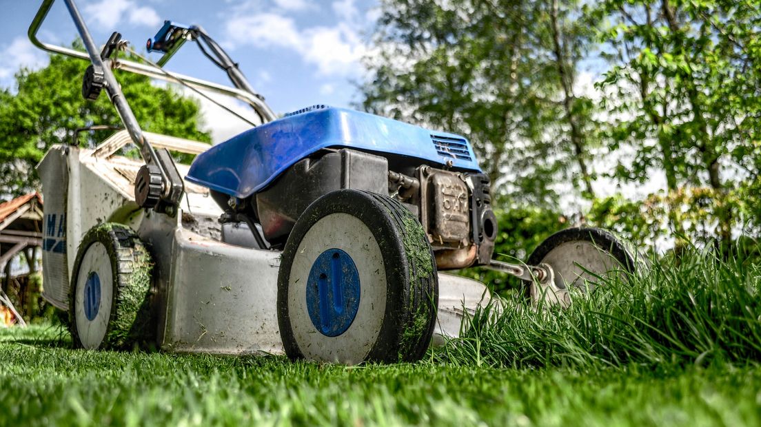 Plantsoenmedewerkers ernstig bedreigd om geluidsoverlast.