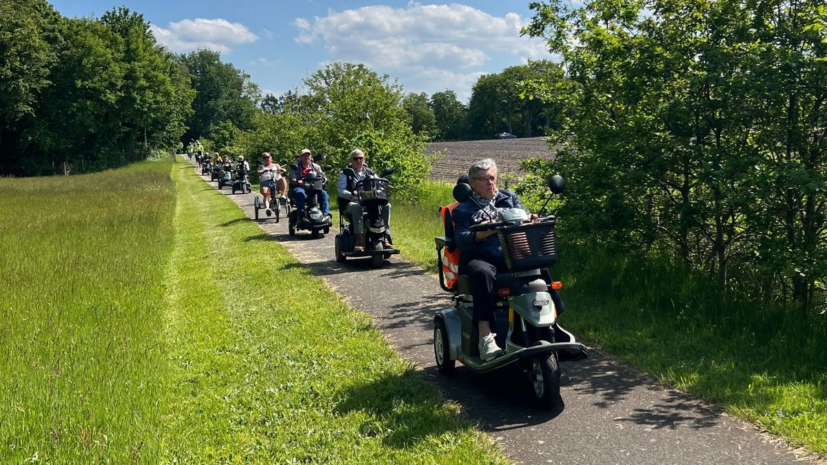 Aflevering 21: Scootmobieltocht Stadskanaal is een feestje