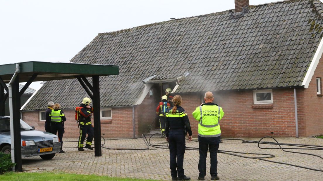 De brandweer moest uitrukken (Rechten: Van Oost Media)