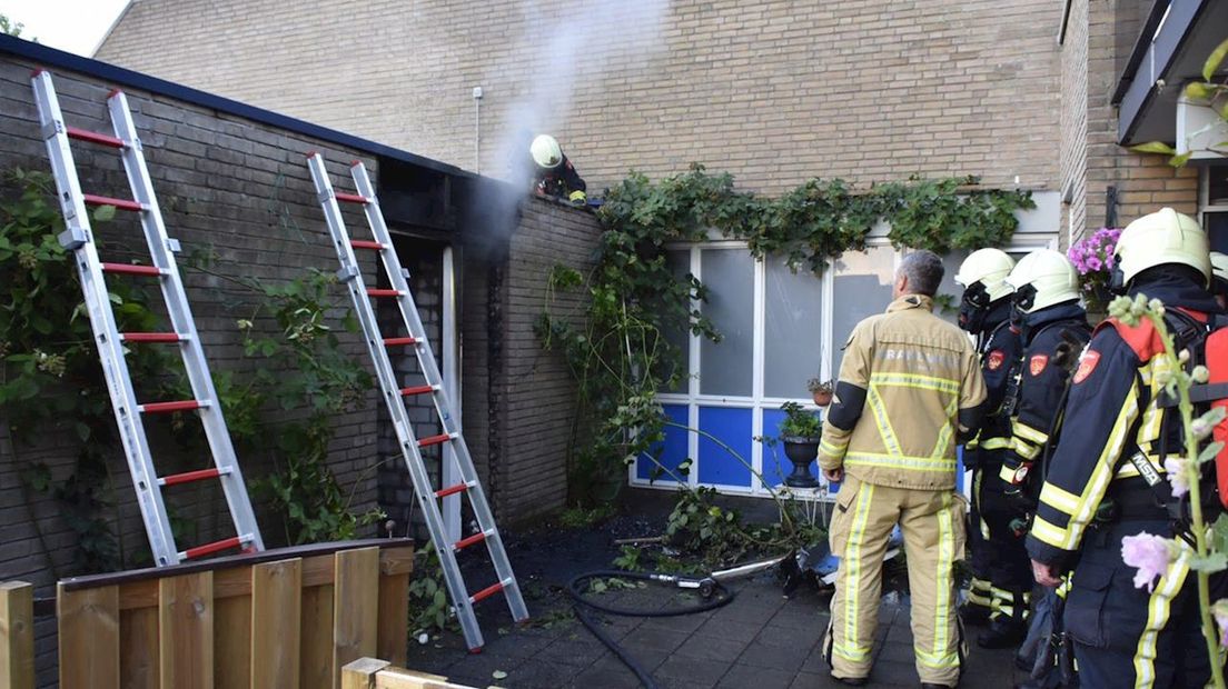 Uitslaande schuurbrand Almelo