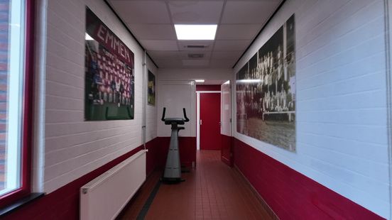 FC Emmen-trainer Menno van Dam knokte in Denemarken voor trainersbestaan en liet gezin achter