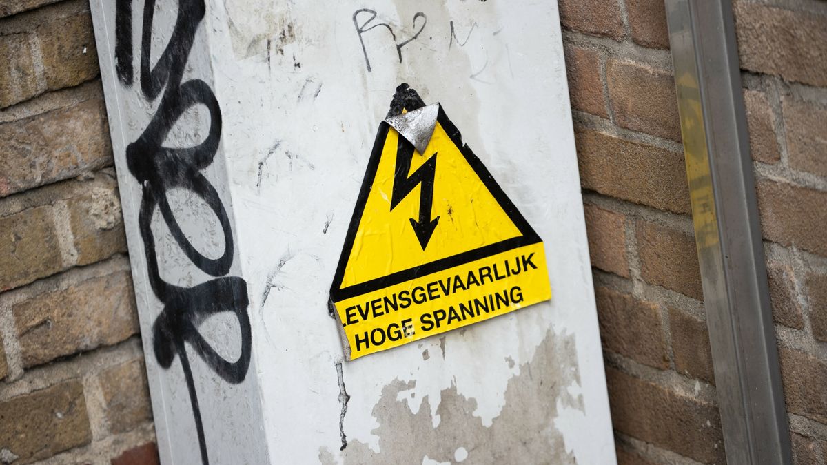 Storing verholpen: ruim honderd postcodes Nieuw-Buinen hebben weer stroom