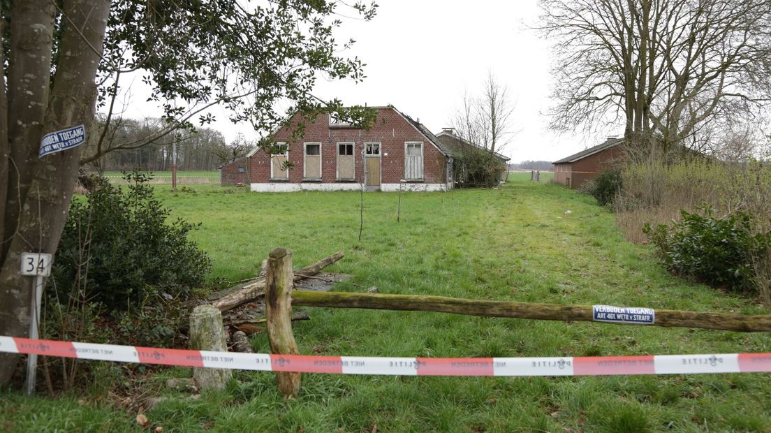 De naastgelegen boerderij ging vorig jaar in vlammen op