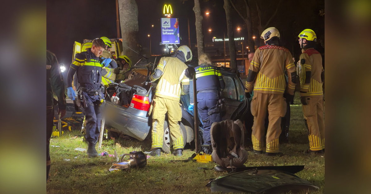 Vrouw en kinderen ernstig gewond bij ongeluk in Amersfoort, politie houdt bestuurder aan