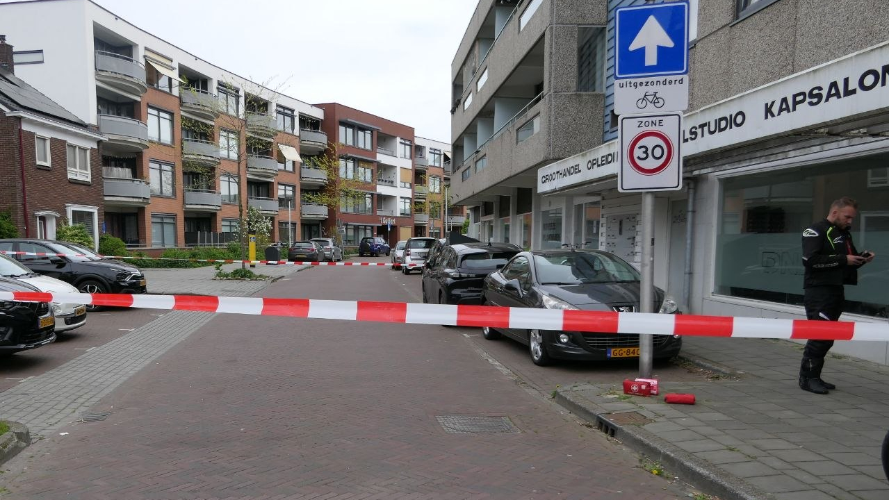 Fatbikers ervandoor na ongeval Enschede, slachtoffer met spoed naar ziekenhuis.