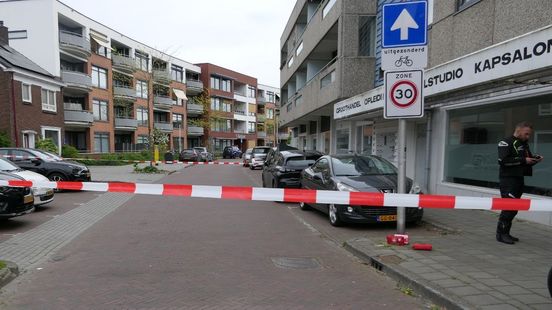 Fatbikers ervandoor na ongeval Enschede, slachtoffer met spoed naar ziekenhuis. Fatbikers ervandoor na ongeval Enschede, slachtoffer met spoed naar ziekenhuis.
