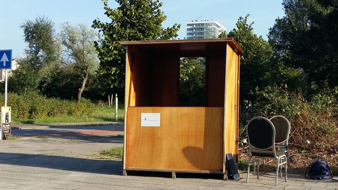 Een verkeerstelling op de Aronskelkweg in Den Haag.