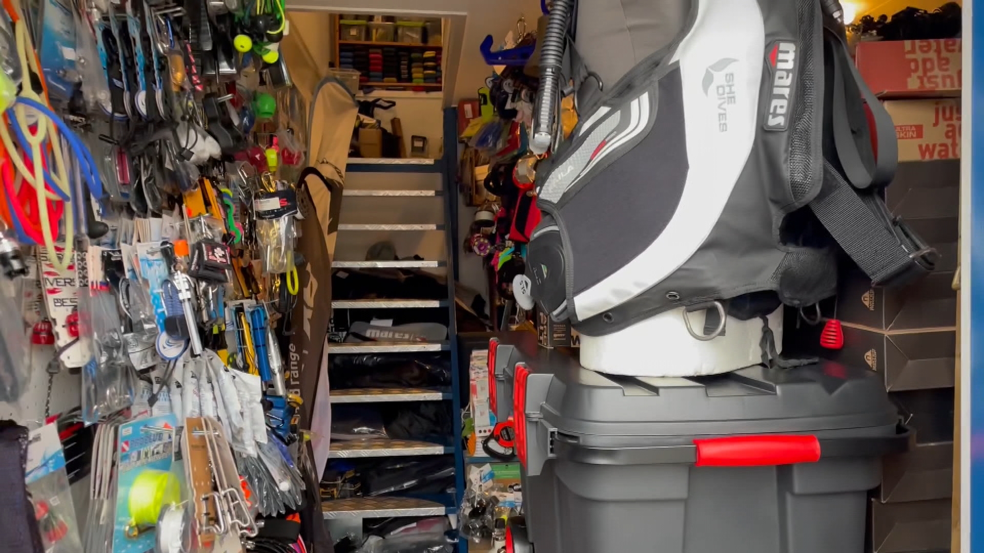 Van overvolle garagebox bij paps en mams naar eigen stek: duikvereniging Hoogersmilde verhuist na 16 jaar