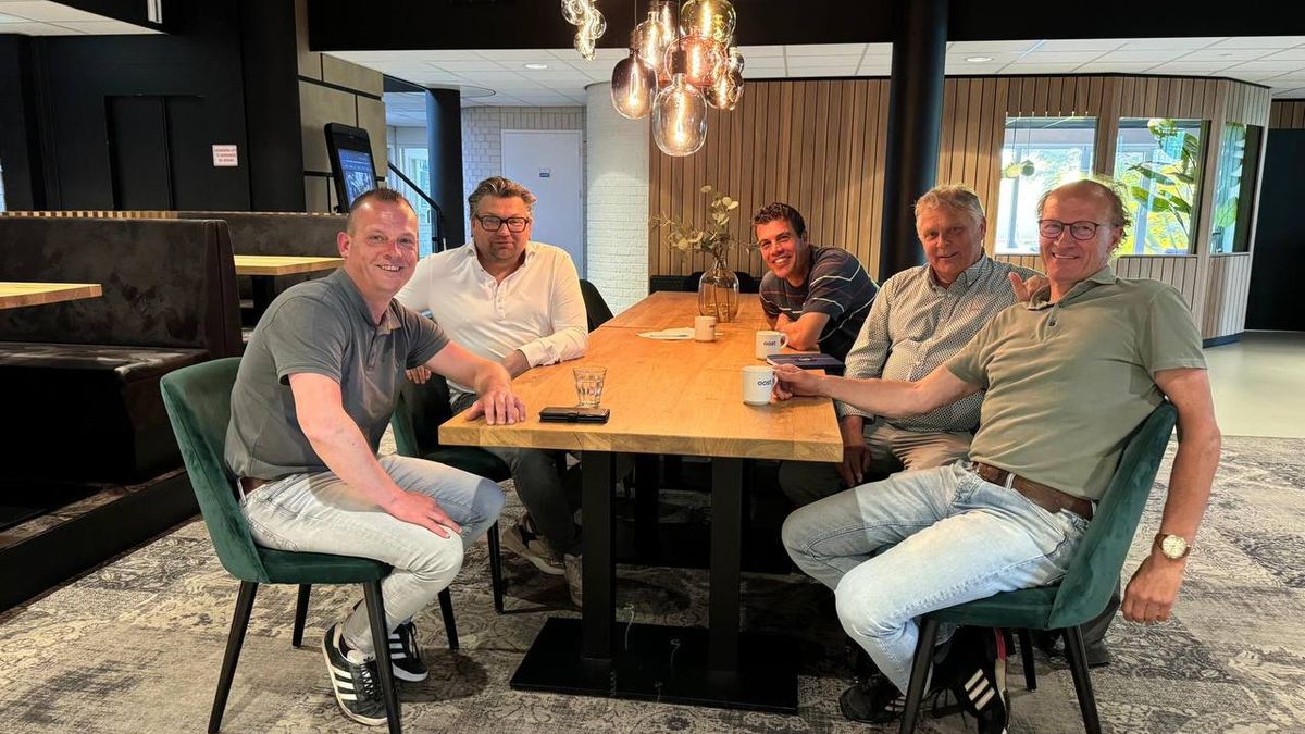 Amateurpodje #58: “Het voetbal in Oost is beter en leeft meer dan in Noord”