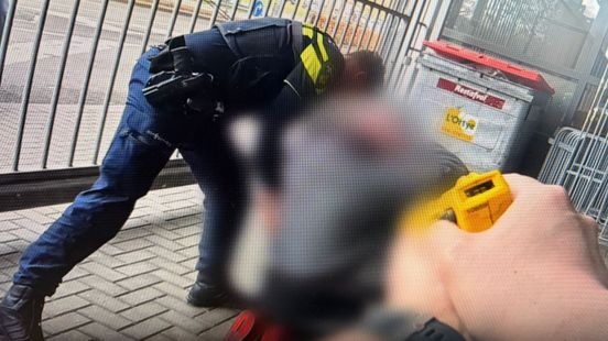 Aanhouding met getrokken taser vanwege messenbezit bij TEFAF: verdachte blijkt kok te zijn Nieuws