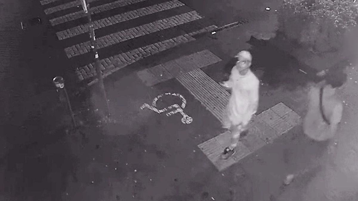 Harde knal bij tattooshop: man legt explosief en filmt alles