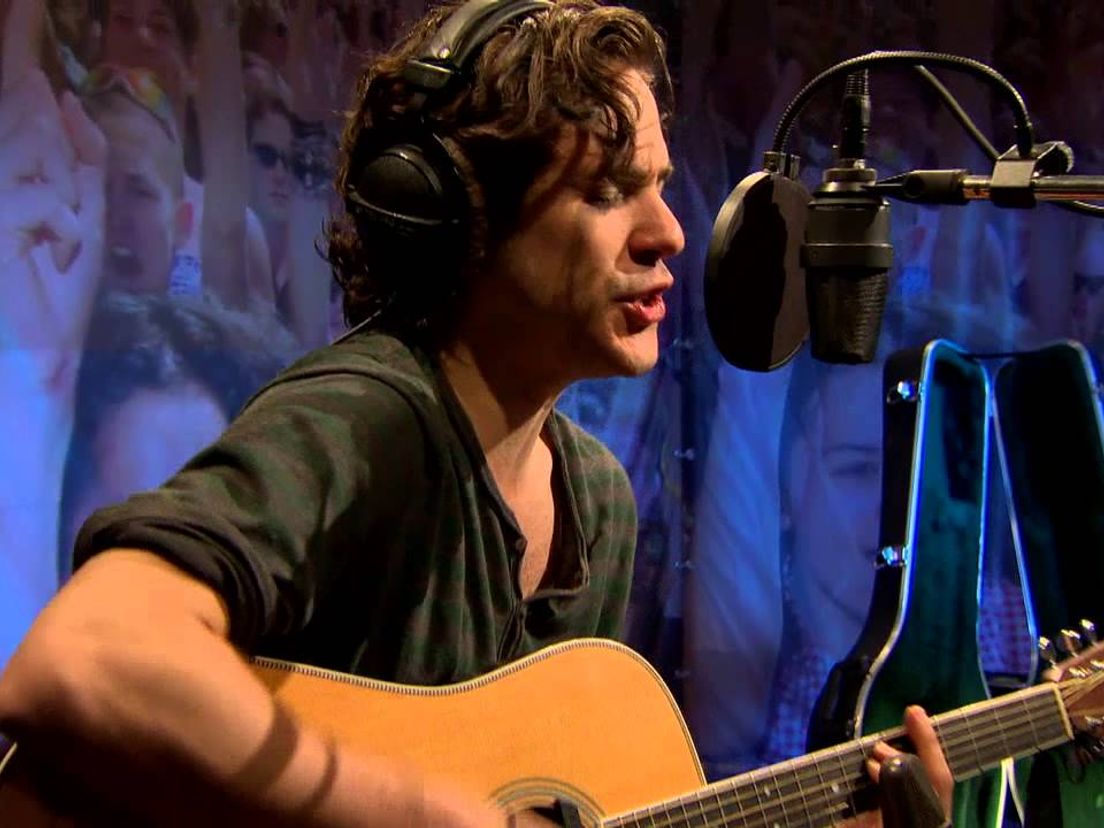 Jack Savoretti in Live uit Lloyd