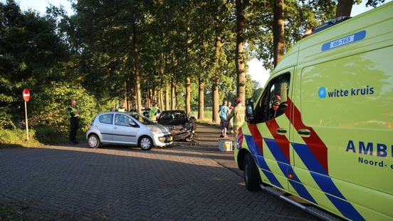 Mogelijk beschonken jongen veroorzaakt flinke botsing. Mogelijk beschonken jongen veroorzaakt flinke botsing.