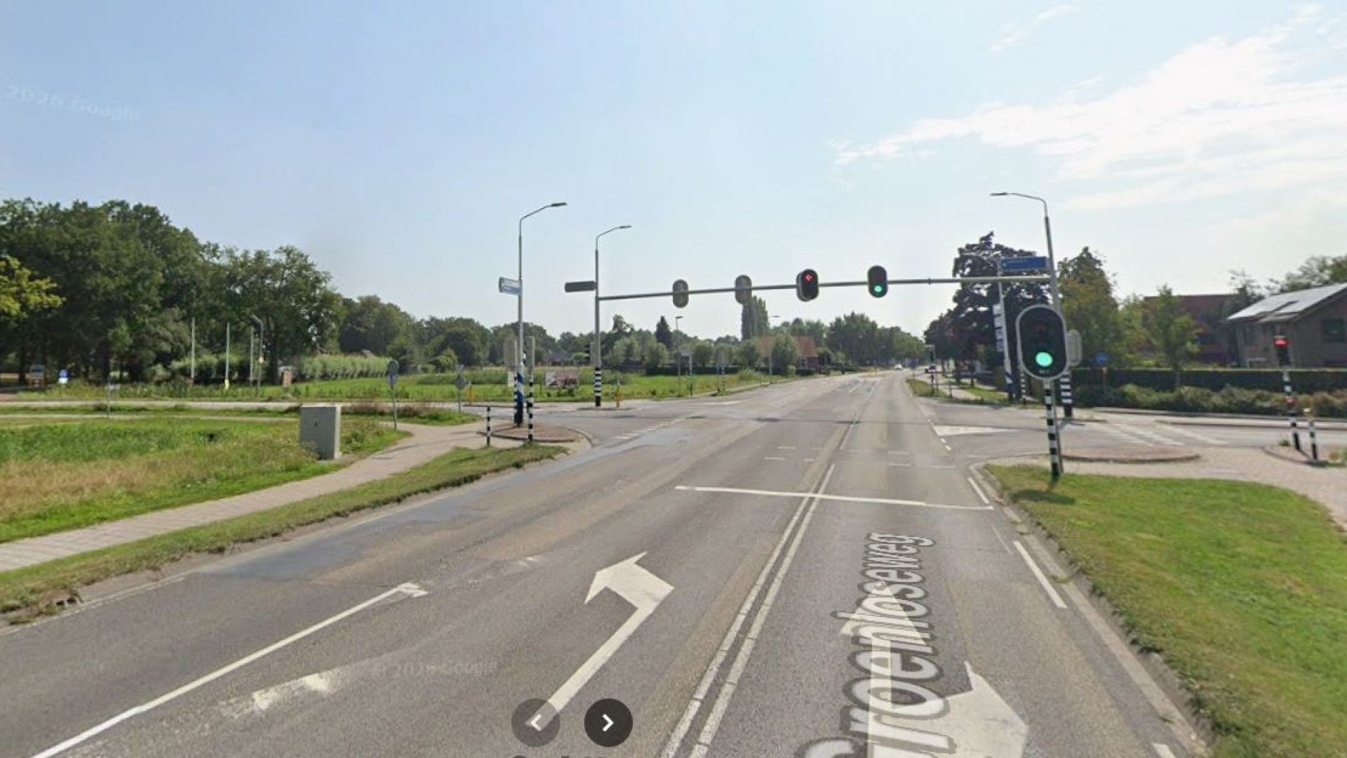 De oude N18 vanaf de Rekkenseweg (links) richting de Steinkampsweg