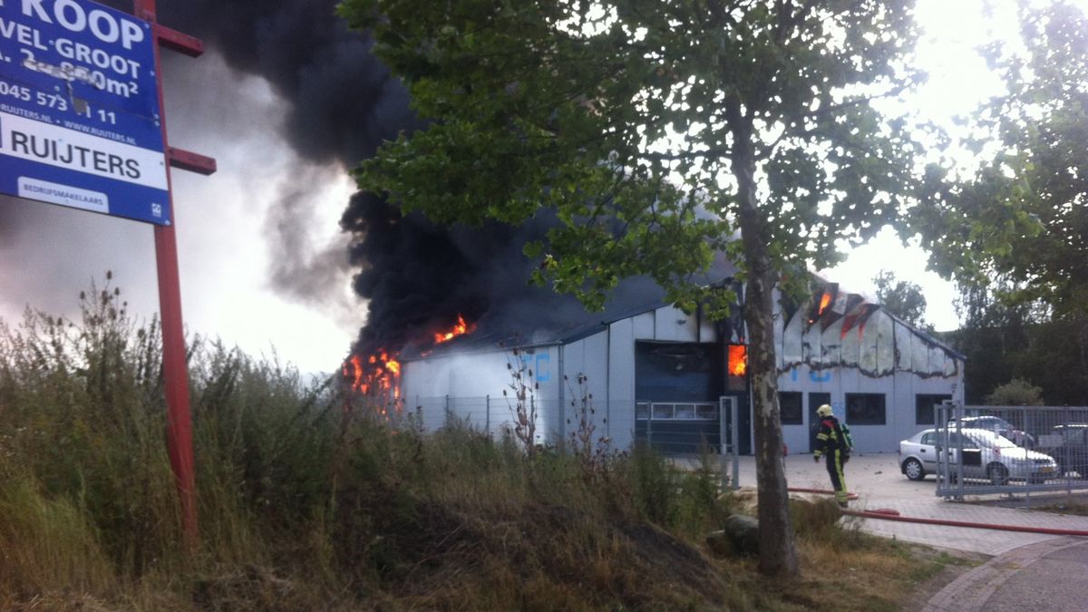 Grote brand bij bedrijf Eygelshoven