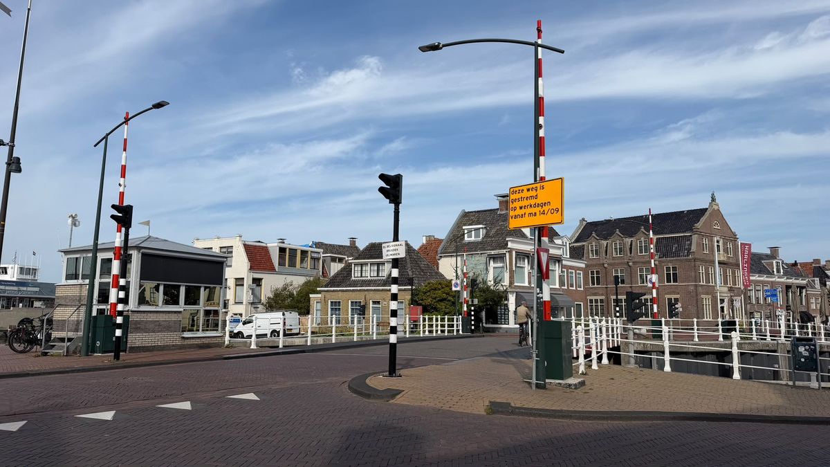 Havenbrug in Harlingen vier weken dicht voor verkeer
