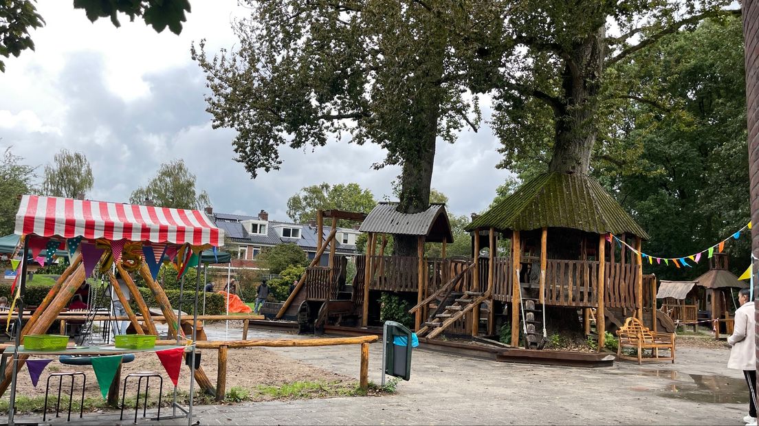 De speeltuin in Helpman-Oost viert feest