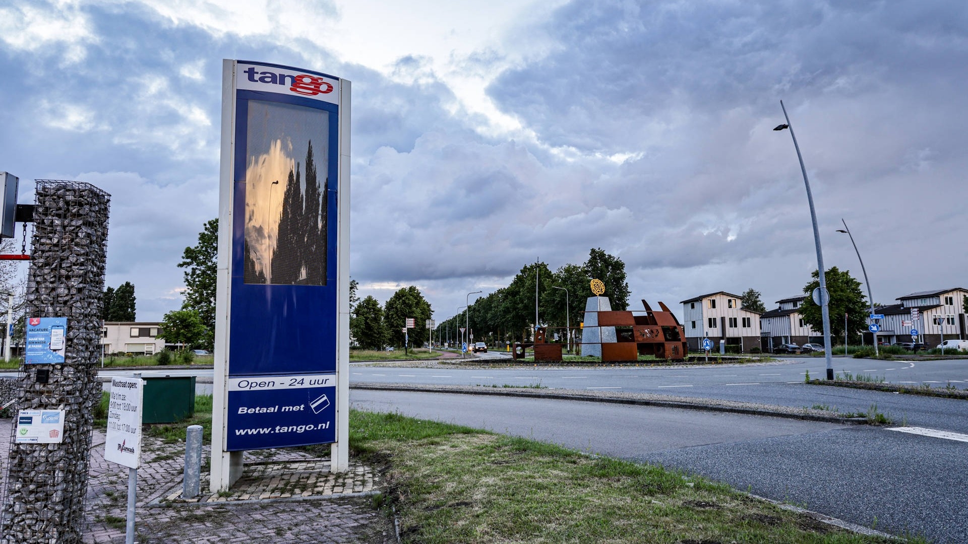 112-nieuws: Grote stroomstoring in Hoogkerk en omgeving opgelost: 2600 inwoners getroffen