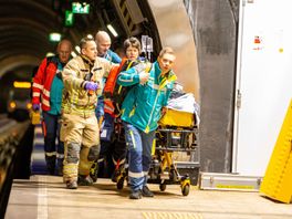 19-jarige Rotterdammer loopt metrobuis in en verongelukt: 'Een buitengewoon tragisch ongeval'