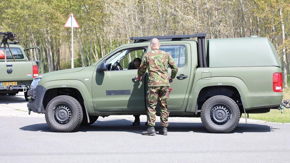 Militaire oefeningen op terrein Airport Twente