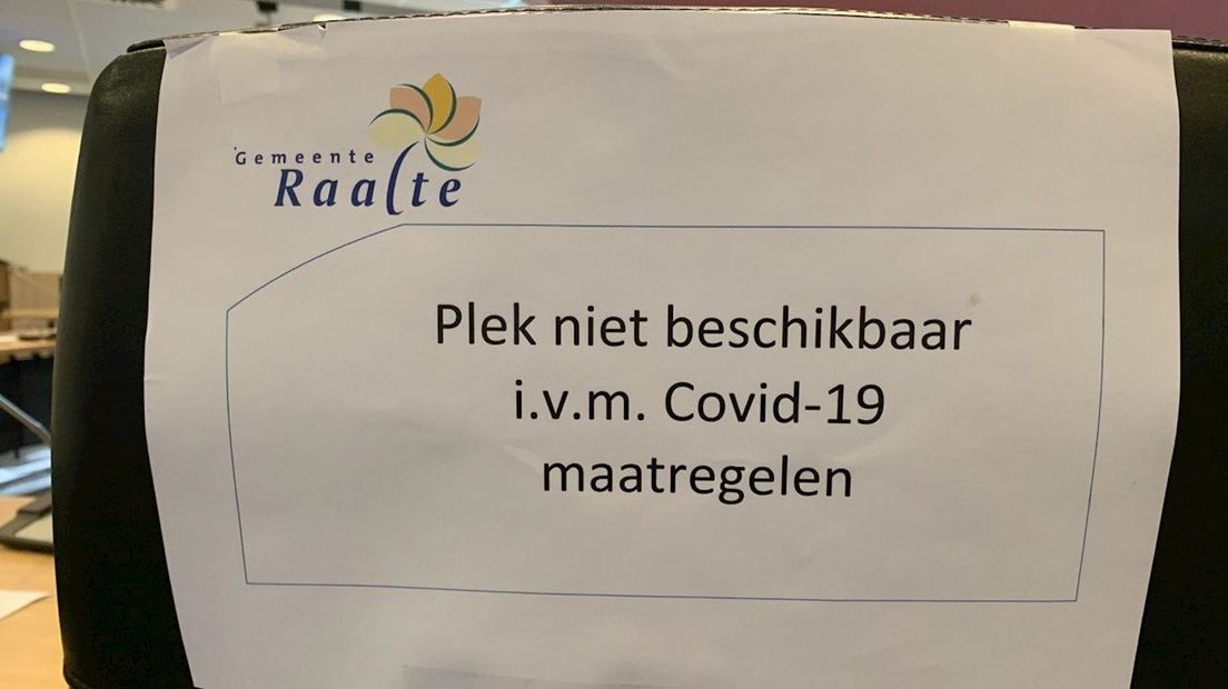 Gemeenteraad Raalte voor het eerst fysiek bijeen sinds uitbraak corona