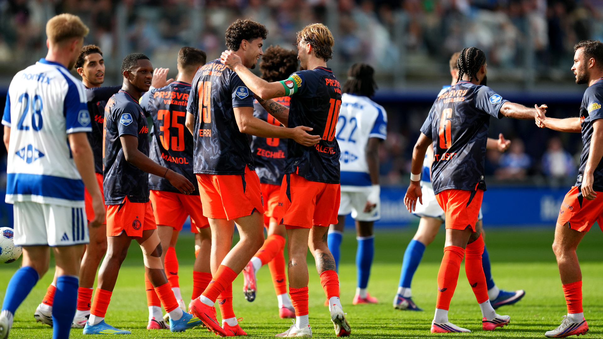 Ferri verdubbelt de voorsprong voor Feyenoord
