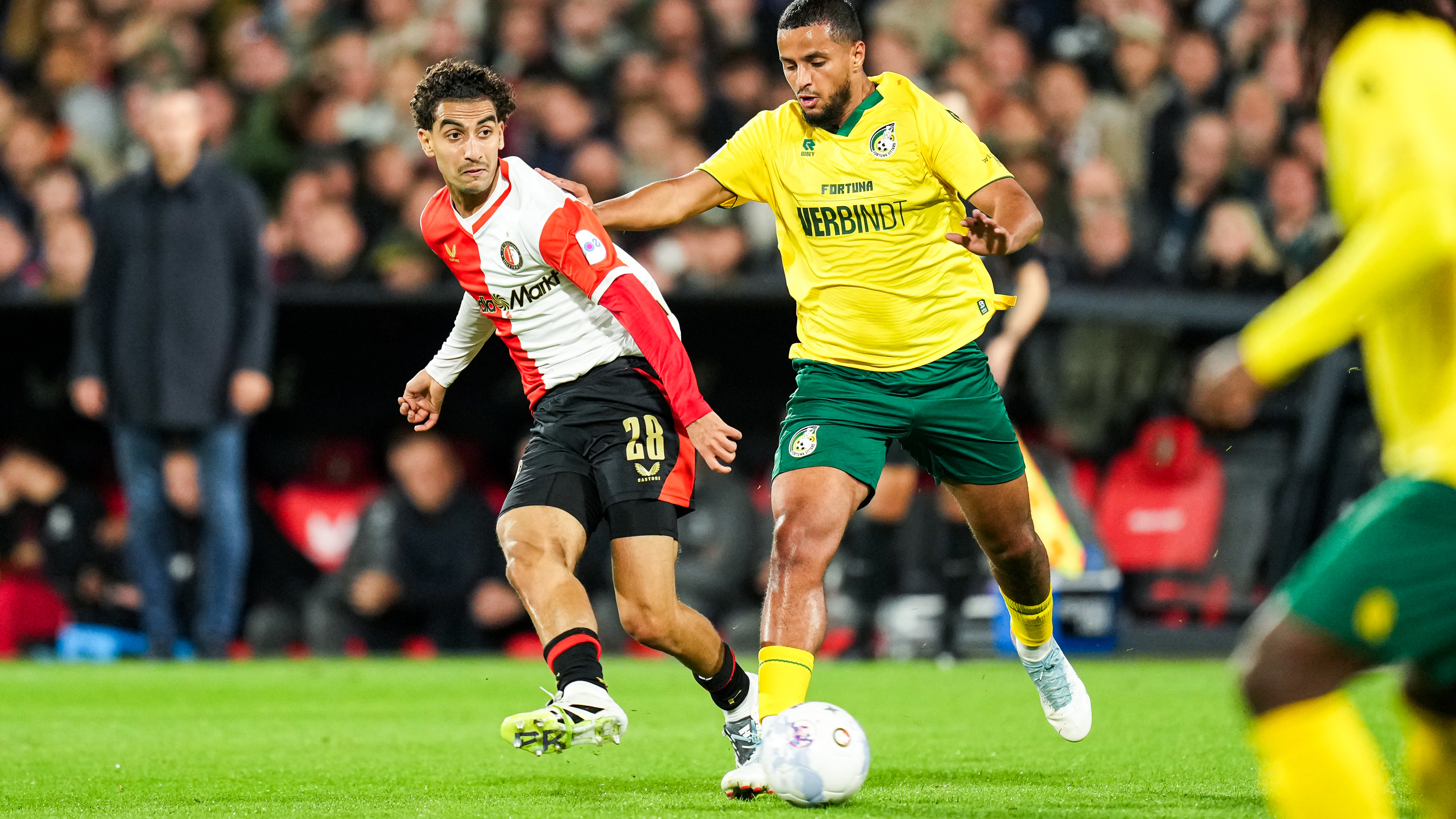 Oussama Targhalline deelt de lakens uit tegen Fortuna Sittard