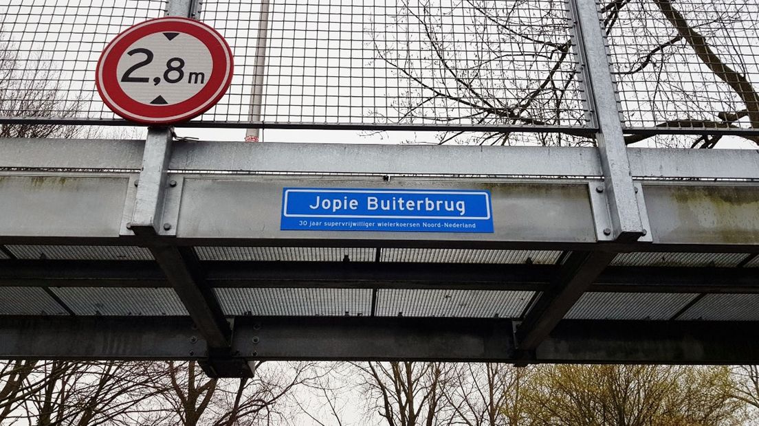 De naar Jopie Buiter vernoemde brug