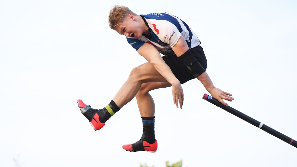 Germ Terpstra ljept naar de overwinning in Winsum | ONS Sneek handhaaft zich in vierde divisie