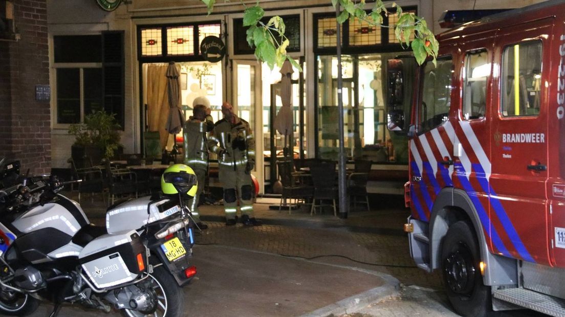 Brand in restaurant in Tholen