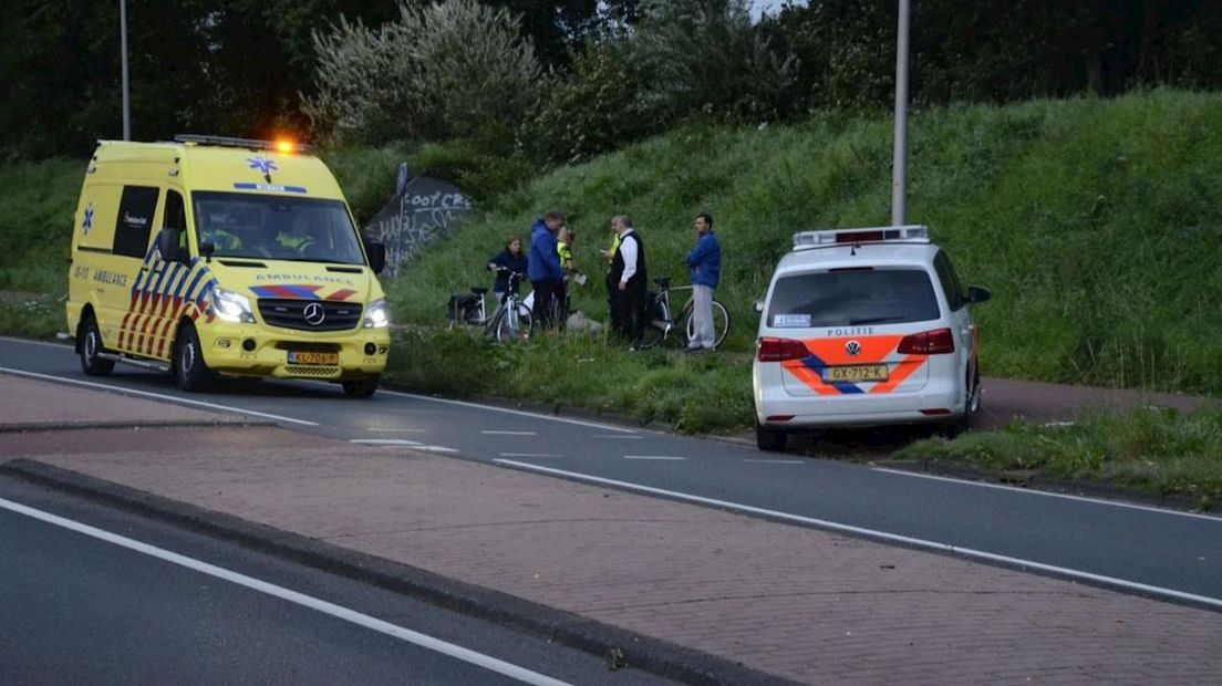 Ongeluk tussen scooter en fietser in Enschede