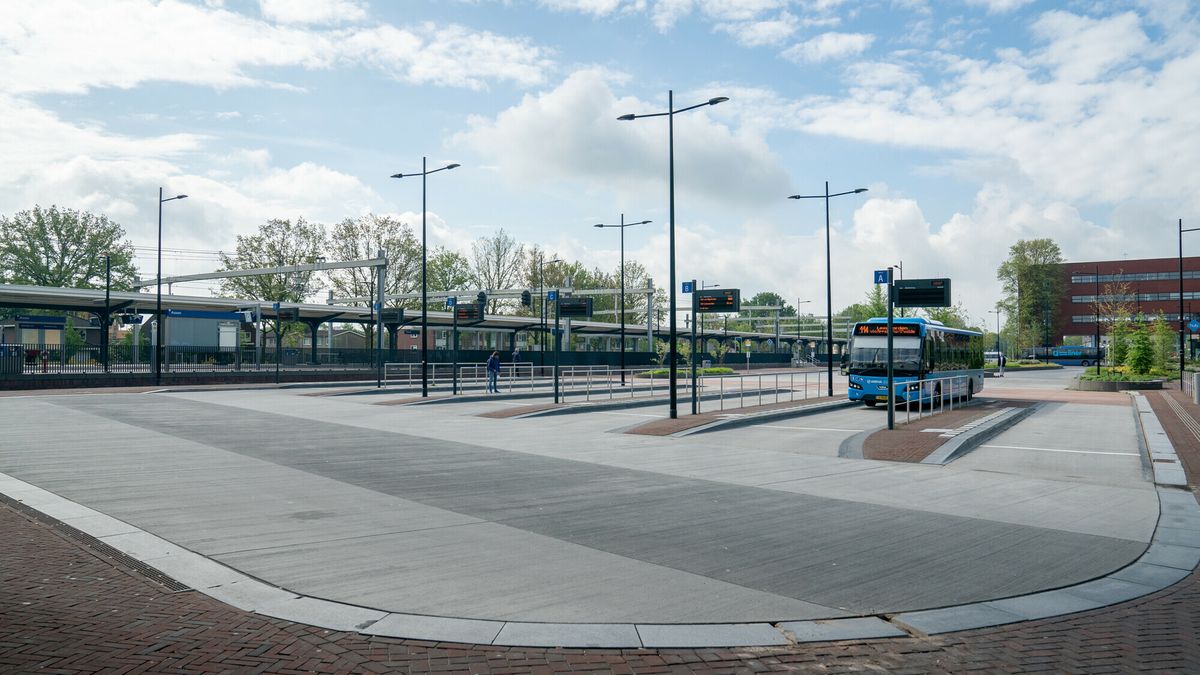 Assenaar (18) steelt jas en slaat met fietsslot: OM eist jeugddetentie en taakstraf