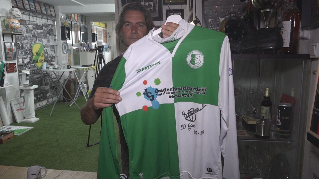 Rob Pronk met het shirt van Benito Bodmann