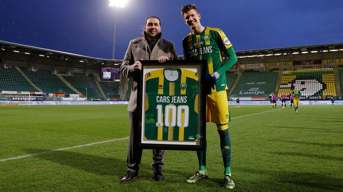 Michiel Kramer speelt zijn honderdste wedstrijd in het geel-groen I