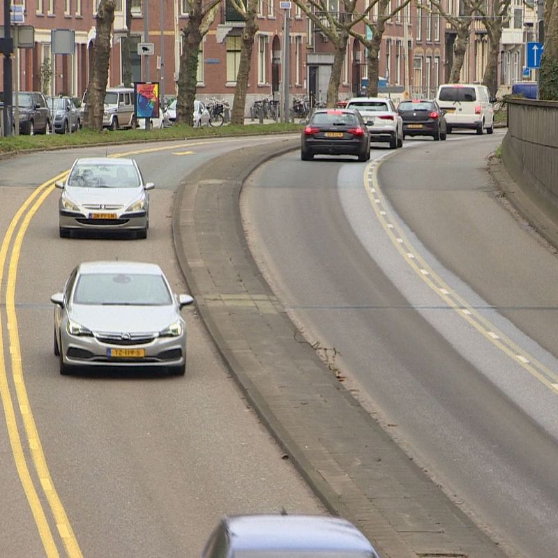 Afgelopen met de file omzeilen boetes voor gebruik gesloten rijstrook
