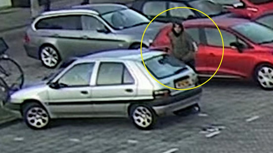 De man die is te zien bij de voorverkenning