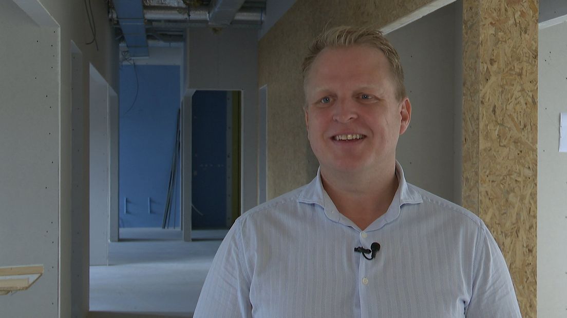Rogier van Erk is eigenaar van de tandkliniek in Goes, bij hem werkt een cursist