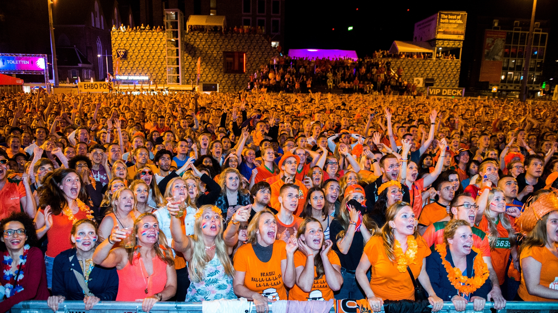 Op Grote Markt of in Stadspark naar Oranje kijken bij WK-suc