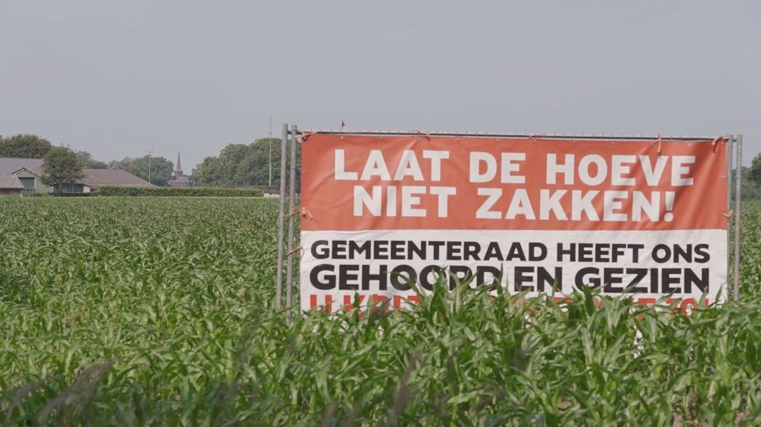Protestdoek tegen de zoutwinning in de gemeente Haaksbergen