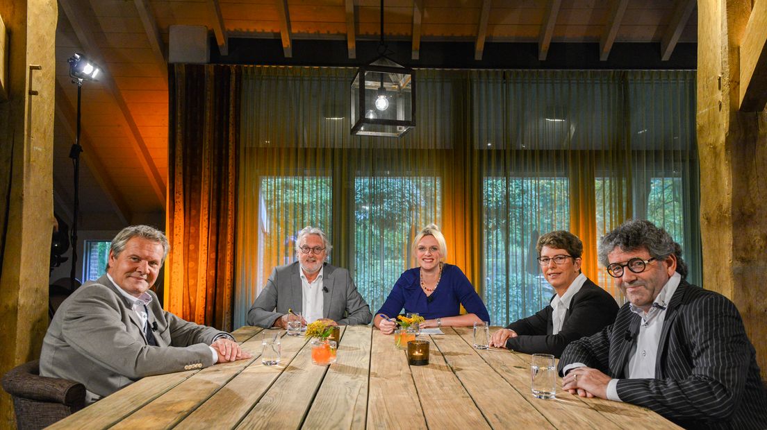 Ondernemend komt vandaag vanuit De Havixhorst in Schiphorst (foto Leo de Harder/RTV Meppel)