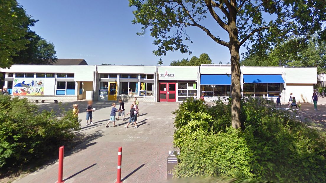 Basisschool Het Anker in Emmen telt inmiddels 63 hoogbegaafde leerlingen (Rechten: Google Streetview)