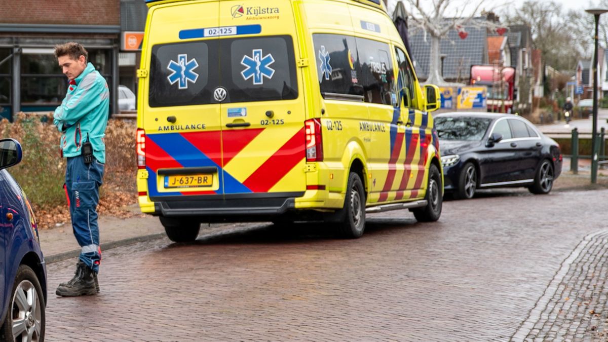 Fietser gewond na aanrijding in Oosterwolde
